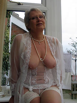 naked60 plus gilfs stripping