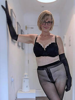 hot sexy old women in pantyhose nudes tumblr