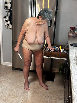 nice grandma saggy tits xxx pics