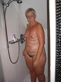 gorgeous nude amateur granny photos